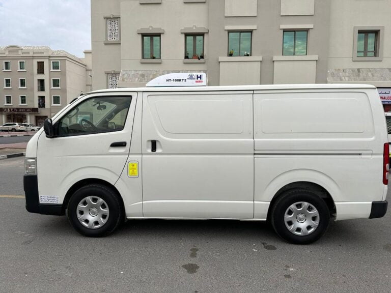 chiller van for rent, Freezer van for Rent, Refrigerator Van