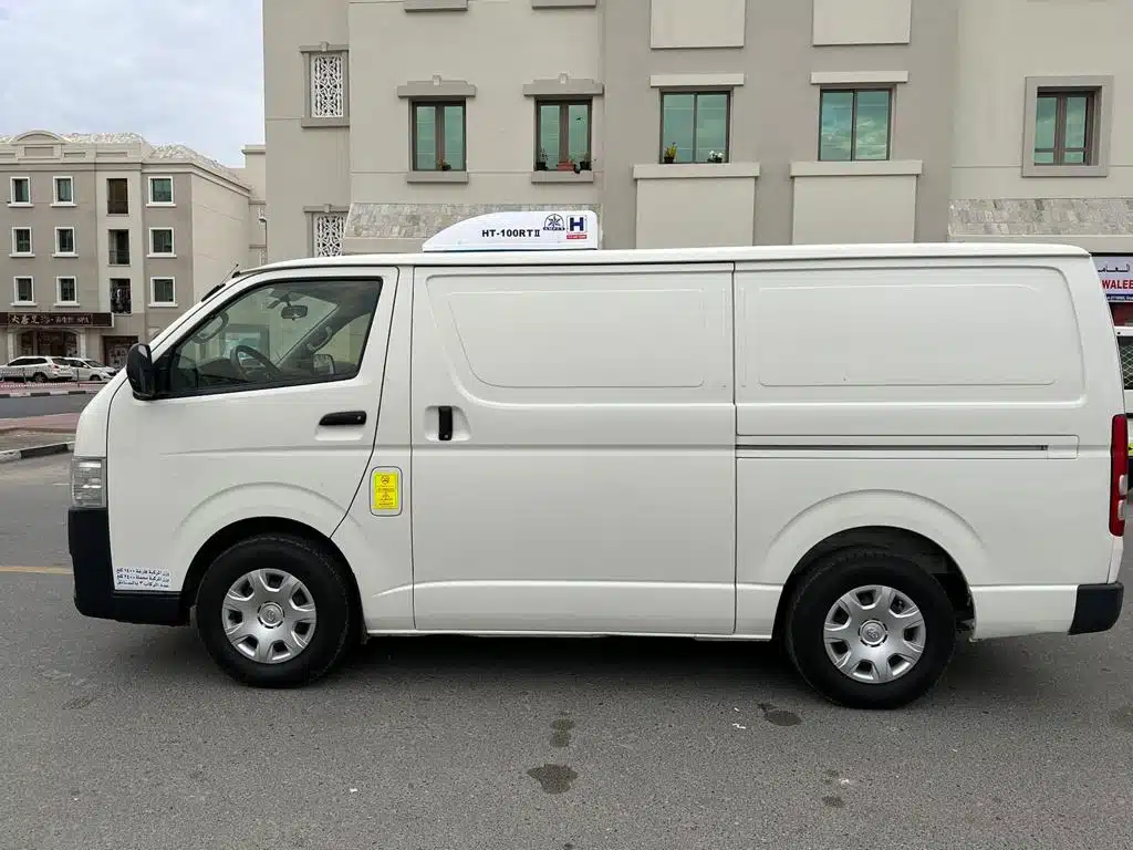 chiller van for rent, Freezer van for Rent